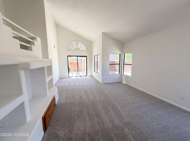 642 W Cassidy Place, Tucson, AZ 85737