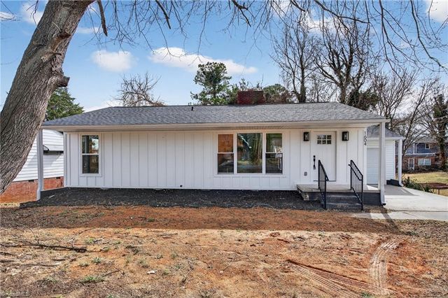 1604 Lexington Avenue E, High Point, NC 27262