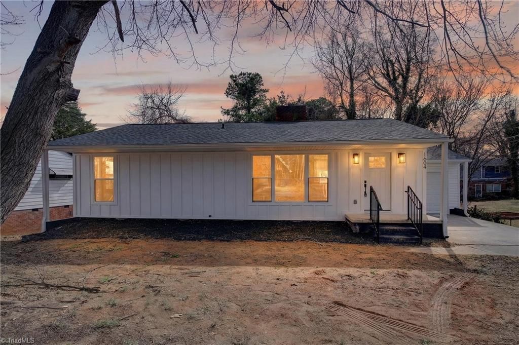 1604 Lexington Avenue E, High Point, NC 27262