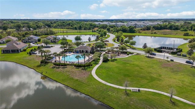 1651 CHATSWORTH CIRCLE, St Cloud, FL 34771