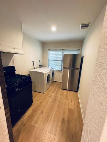 4410 Billingsley Street, Houston, TX 77009