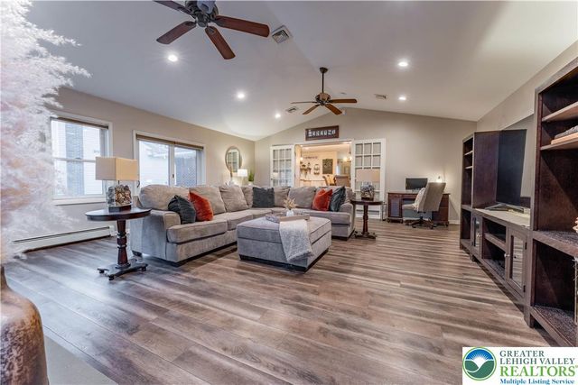 345 South Whitfield Street, Nazareth Boro, PA 18064