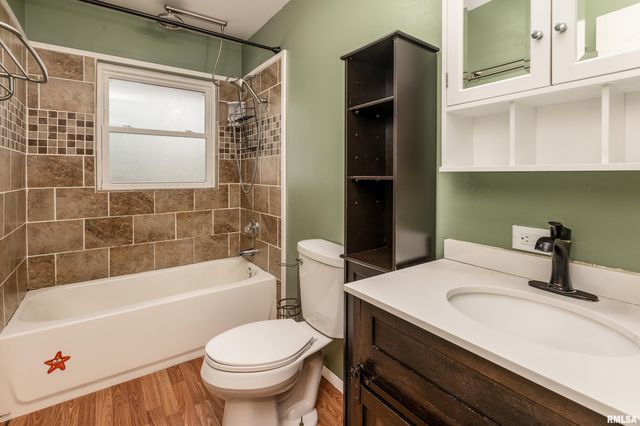 309 S Plover Drive, Carbondale, IL 62901