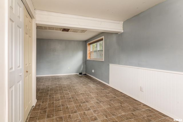 309 S Plover Drive, Carbondale, IL 62901