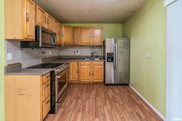 309 S Plover Drive, Carbondale, IL 62901