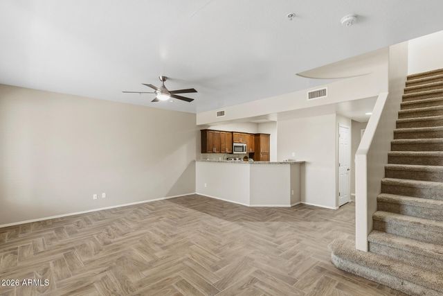 21655 N 36TH Avenue 106, Glendale, AZ 85308