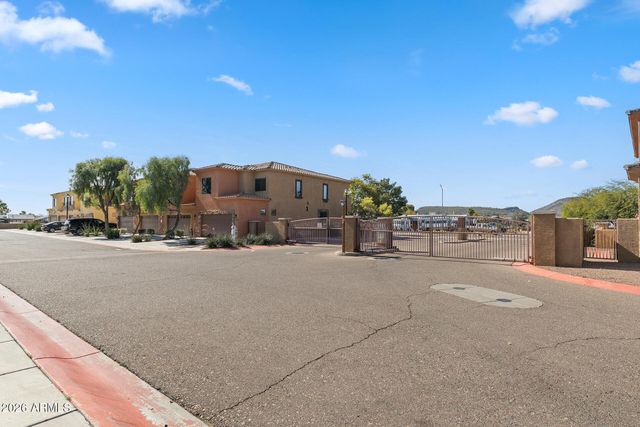 21655 N 36TH Avenue 106, Glendale, AZ 85308