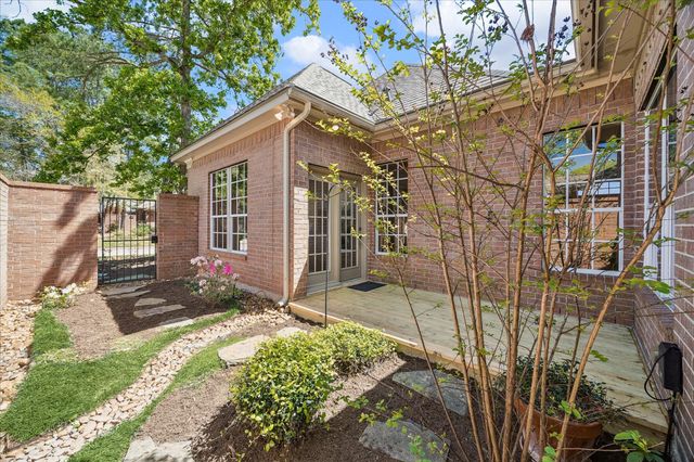 1830 Breezin Court, The Woodlands, TX 77380