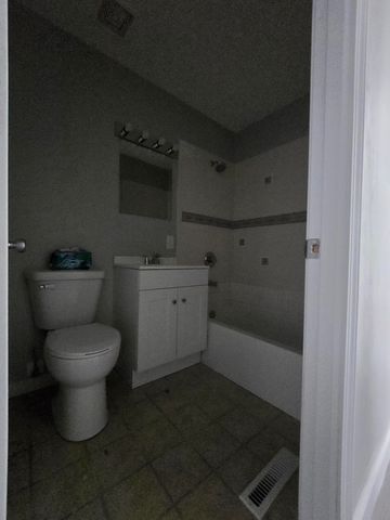 1044 Hobart Street, Gary, IN 46406