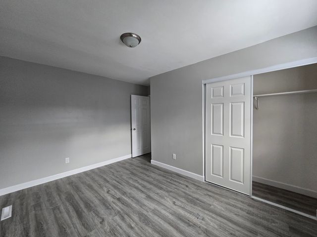 1044 Hobart Street, Gary, IN 46406