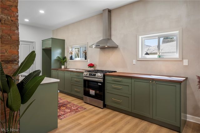 3839 Woodbridge Avenue, Cleveland, OH 44109