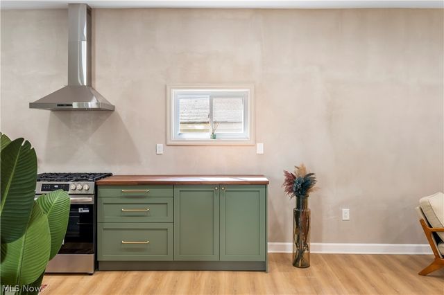 3839 Woodbridge Avenue, Cleveland, OH 44109