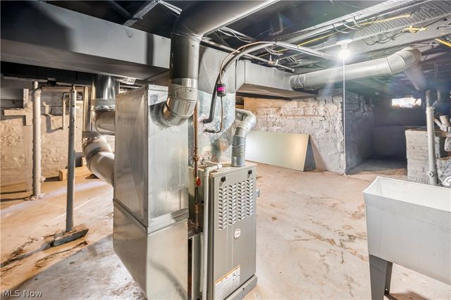 3839 Woodbridge Avenue, Cleveland, OH 44109