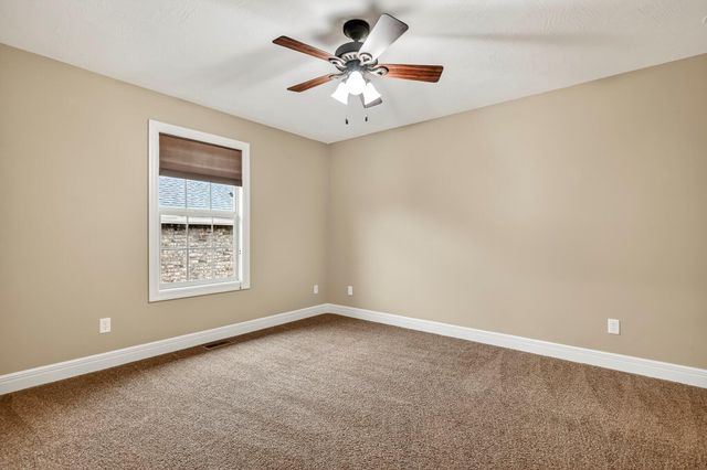 4479 E Summerfield Drive, Springfield, MO 65802