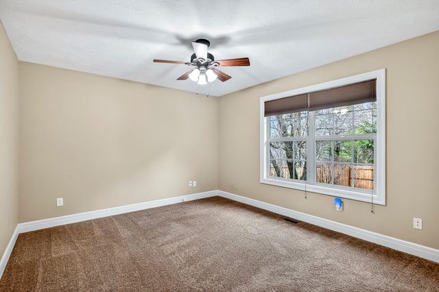 4479 E Summerfield Drive, Springfield, MO 65802