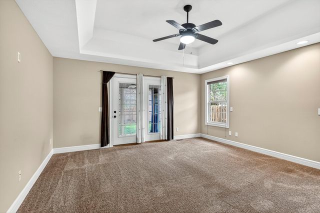 4479 E Summerfield Drive, Springfield, MO 65802