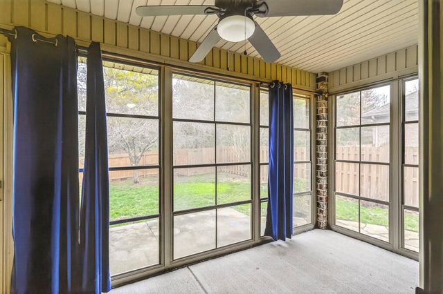 4479 E Summerfield Drive, Springfield, MO 65802