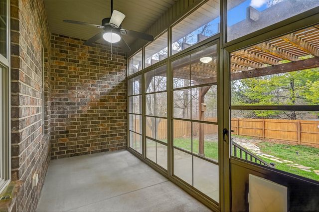 4479 E Summerfield Drive, Springfield, MO 65802