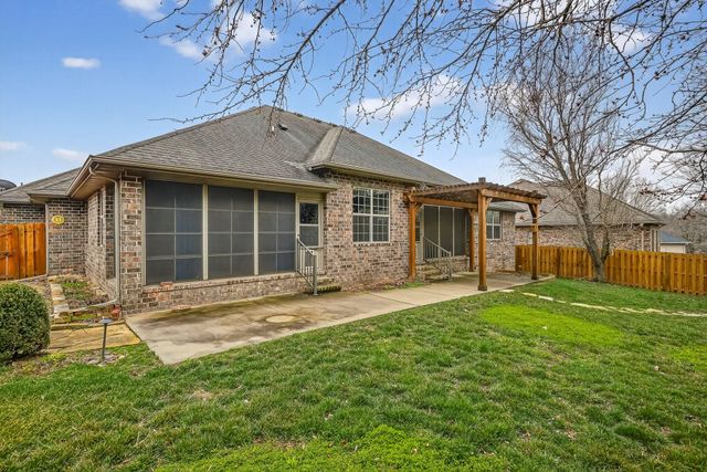 4479 E Summerfield Drive, Springfield, MO 65802