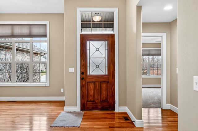 4479 E Summerfield Drive, Springfield, MO 65802