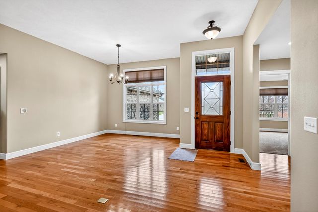 4479 E Summerfield Drive, Springfield, MO 65802