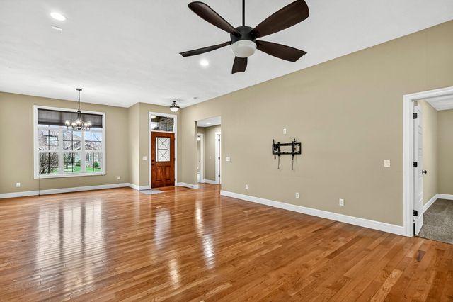 4479 E Summerfield Drive, Springfield, MO 65802