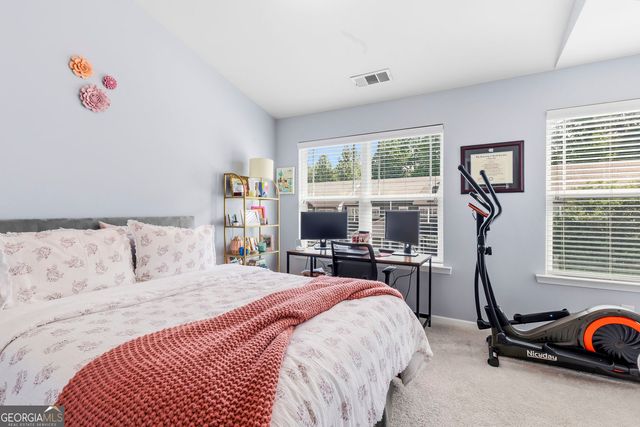 1472 Liberty Parkway NW, Atlanta, GA 30318