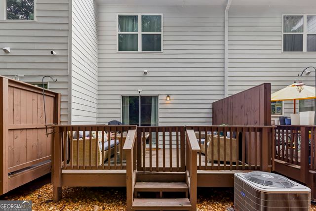 1472 Liberty Parkway NW, Atlanta, GA 30318