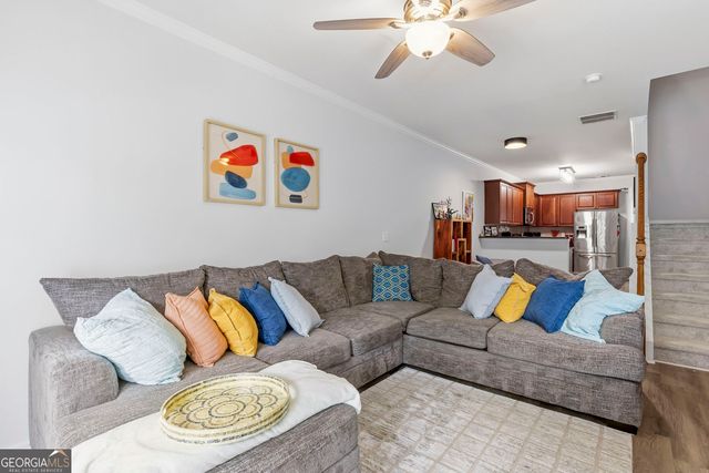1472 Liberty Parkway NW, Atlanta, GA 30318
