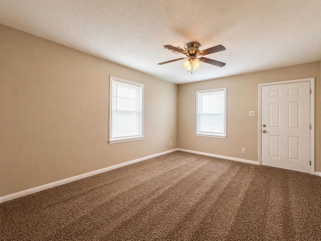 8069 Juliabora Street, Houston, TX 77017