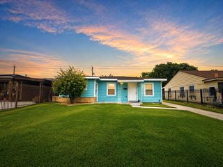 8069 Juliabora Street, Houston, TX 77017
