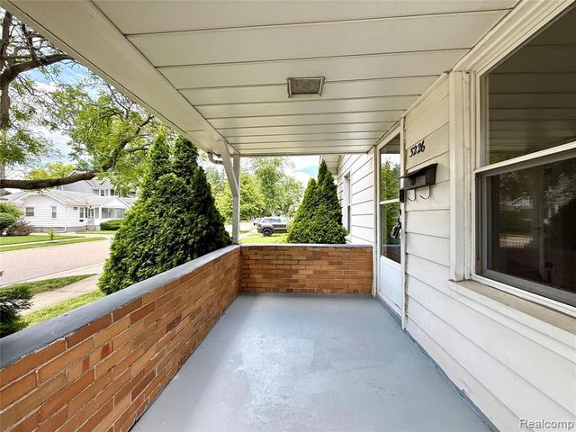 3226 Grayson Street, Ferndale, MI 48220