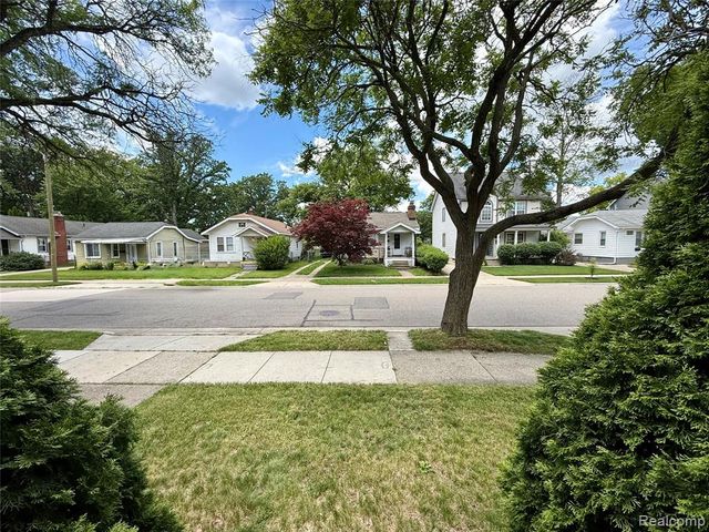 3226 Grayson Street, Ferndale, MI 48220