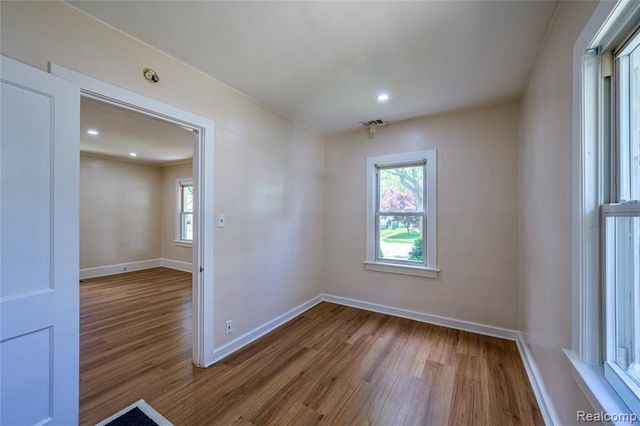 3226 Grayson Street, Ferndale, MI 48220