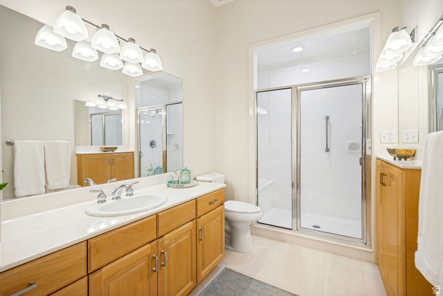 2321 E MAKENNA CT, Holladay, UT 84117