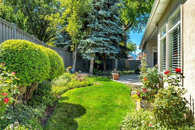 2321 E MAKENNA CT, Holladay, UT 84117