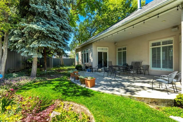 2321 E MAKENNA CT, Holladay, UT 84117
