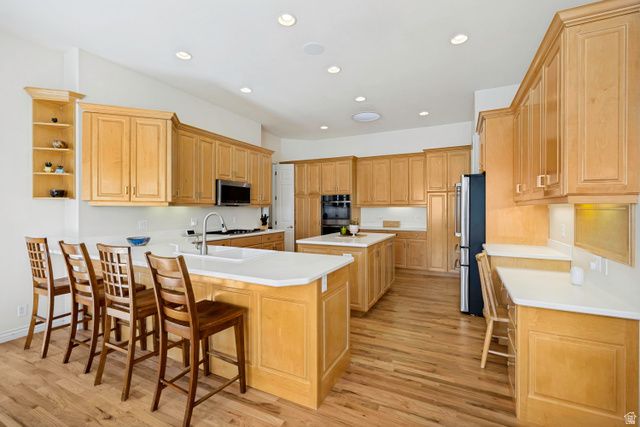 2321 E MAKENNA CT, Holladay, UT 84117