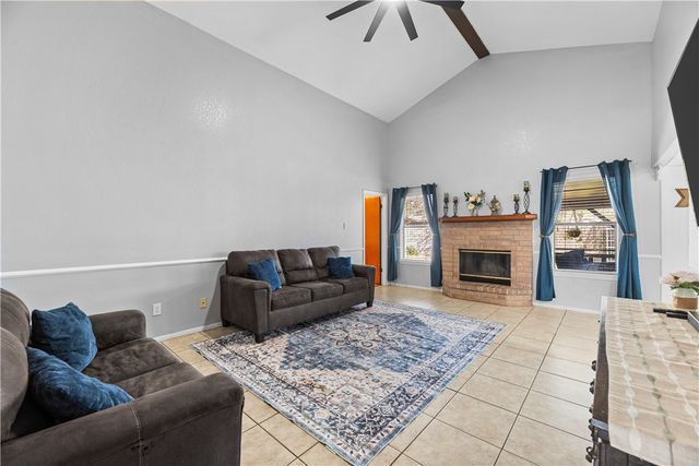 2709 Parkgreen Dr, Corpus Christi, TX 78414