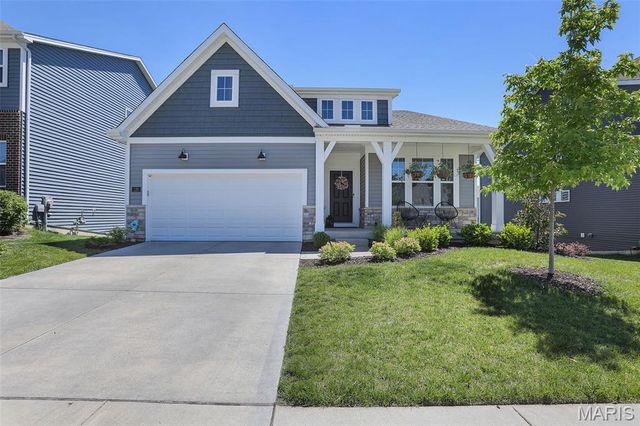 120 Cardow Drive, O'fallon, MO 63368