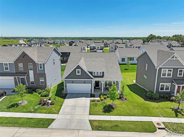 120 Cardow Drive, O'fallon, MO 63368