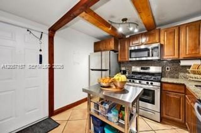 6709 N Kendall Dr 219, Pinecrest, FL 33156