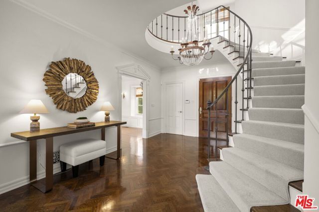 834 Devon Avenue, Los Angeles, CA 90024