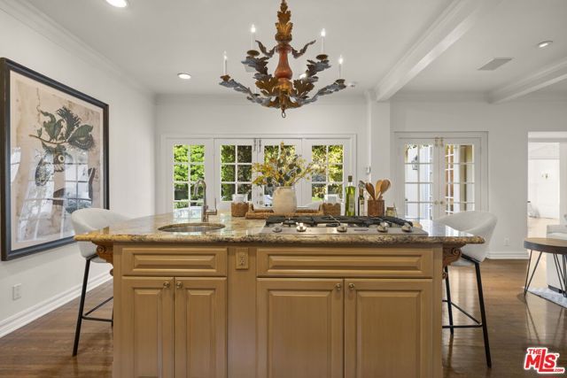 834 Devon Avenue, Los Angeles, CA 90024