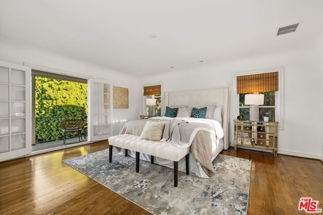 834 Devon Avenue, Los Angeles, CA 90024