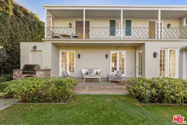 834 Devon Avenue, Los Angeles, CA 90024