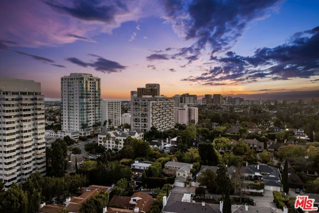 834 Devon Avenue, Los Angeles, CA 90024