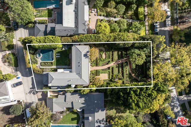 834 Devon Avenue, Los Angeles, CA 90024