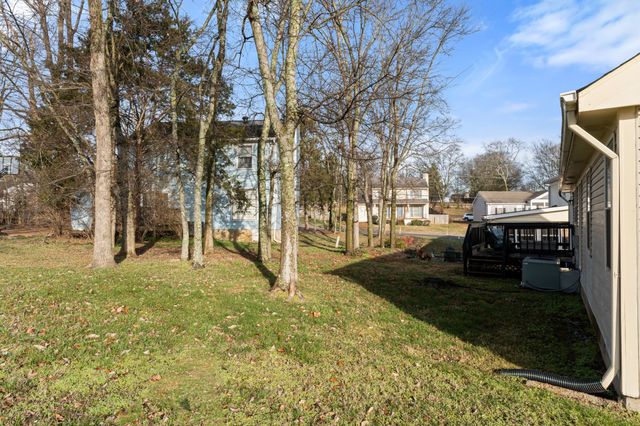 904 Candlewick Ct, Madison, TN 37115