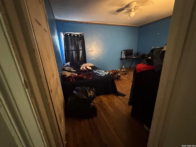 1117 E Brazos, Pearsall, TX 78061